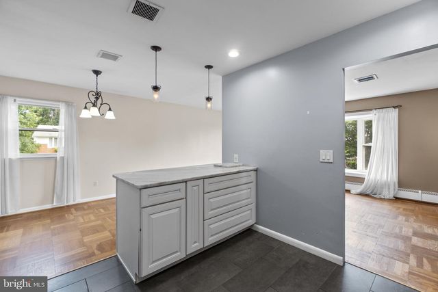 1800 PALO CIR, Baltimore, MD 21227