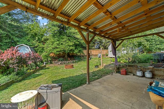 1800 PALO CIR, Baltimore, MD 21227