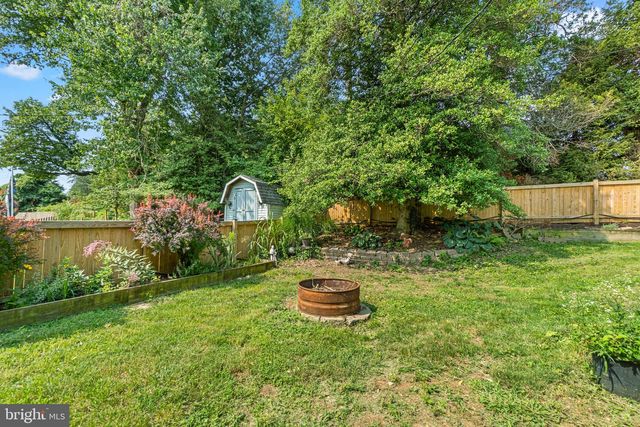 1800 PALO CIR, Baltimore, MD 21227