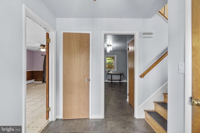 1800 PALO CIR, Baltimore, MD 21227