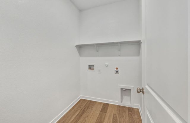 104 Eagle Valley DR, Elgin, TX 78621