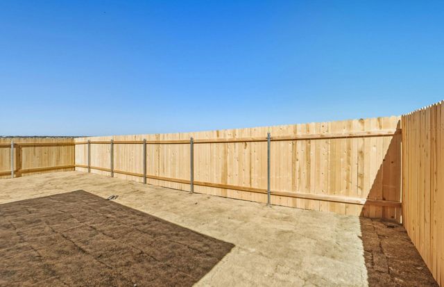 104 Eagle Valley DR, Elgin, TX 78621