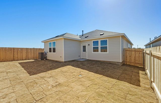 104 Eagle Valley DR, Elgin, TX 78621