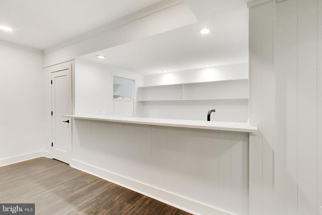 704 BLUEBERRY HILL RD, Mclean, VA 22101