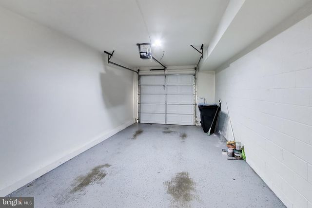 704 BLUEBERRY HILL RD, Mclean, VA 22101