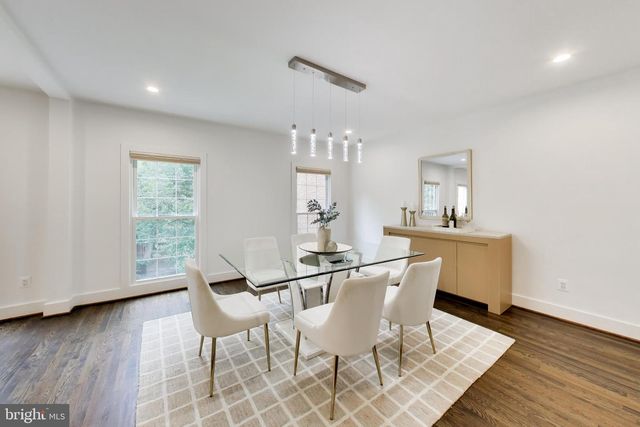 704 BLUEBERRY HILL RD, Mclean, VA 22101