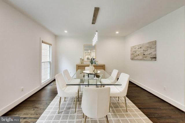 704 BLUEBERRY HILL RD, Mclean, VA 22101