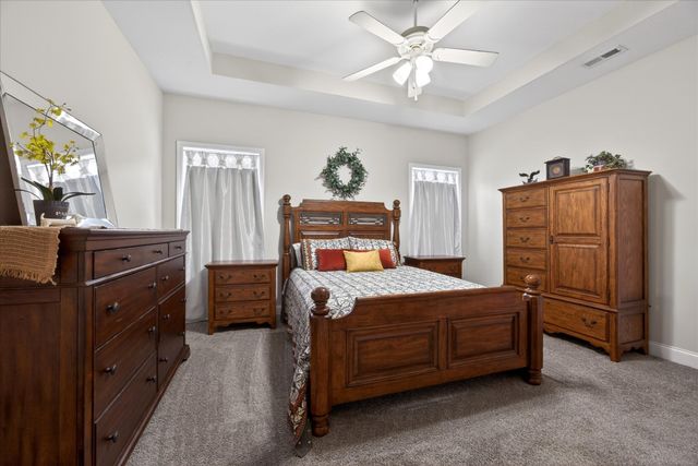 2140 Palmyra Rd, Palmyra, TN 37142