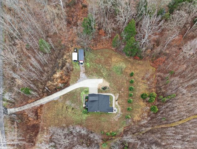 2140 Palmyra Rd, Palmyra, TN 37142