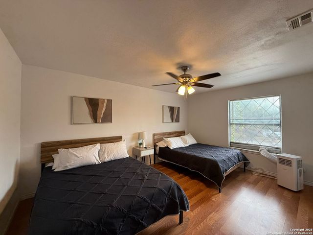 4702 Sunny Grove, San Antonio, TX 78217