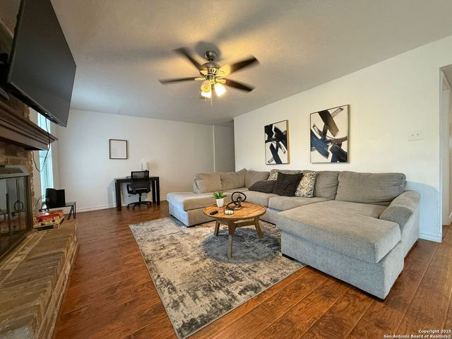 4702 Sunny Grove, San Antonio, TX 78217