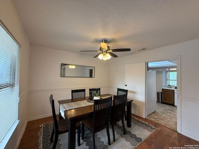 4702 Sunny Grove, San Antonio, TX 78217