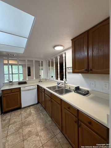 4702 Sunny Grove, San Antonio, TX 78217