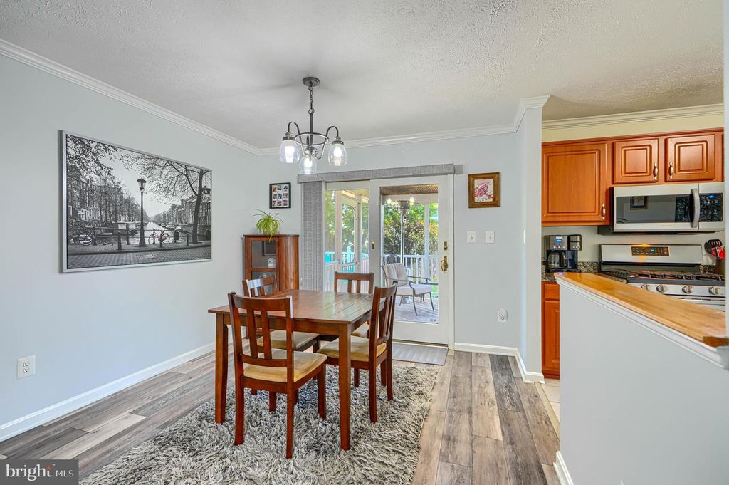 Image 7 of property listing at 503 OLD STONE PL, Bel Air, MD 21015