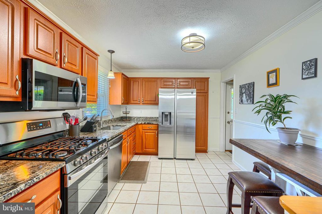 Image 9 of property listing at 503 OLD STONE PL, Bel Air, MD 21015