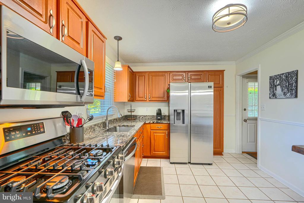 Image 12 of property listing at 503 OLD STONE PL, Bel Air, MD 21015