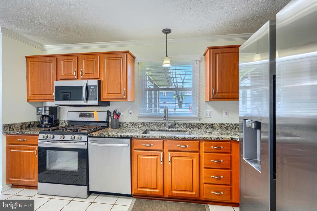 Image 13 of property listing at 503 OLD STONE PL, Bel Air, MD 21015