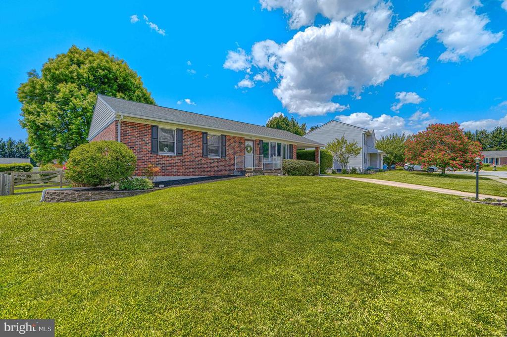 Image 2 of property listing at 503 OLD STONE PL, Bel Air, MD 21015