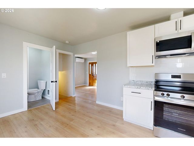 255 COLLEGE St, Adams, OR 97810