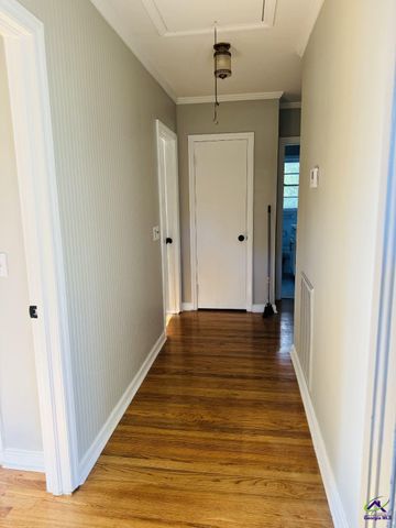 116 W LEWIS Street, Cochran, GA 31014