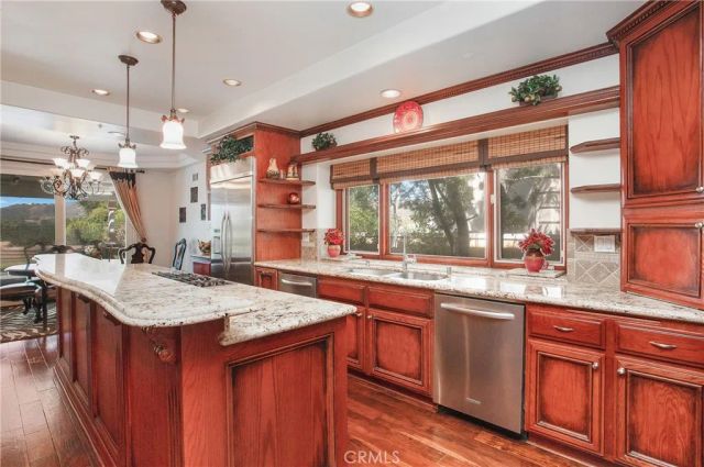 37 Cherry Hills Drive, Coto De Caza, CA 92679