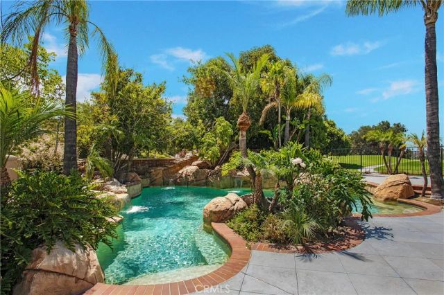37 Cherry Hills Drive, Coto De Caza, CA 92679