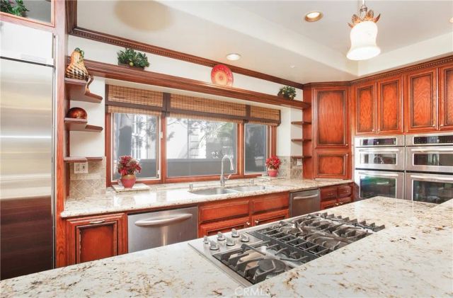 37 Cherry Hills Drive, Coto De Caza, CA 92679