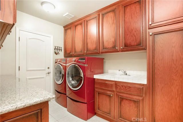 37 Cherry Hills Drive, Coto De Caza, CA 92679