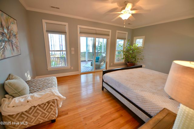 385 Peninsula Drive, Oriental, NC 28571