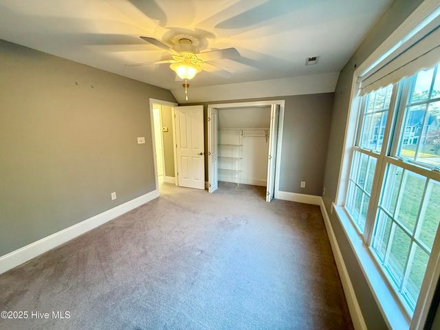 385 Peninsula Drive, Oriental, NC 28571