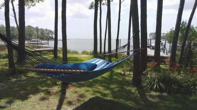 385 Peninsula Drive, Oriental, NC 28571