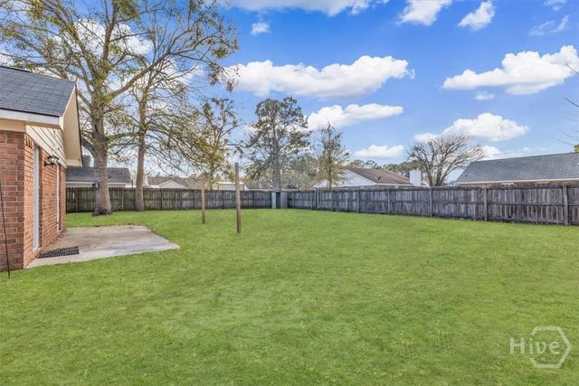 1104 Tomcat Trl, Hinesville, GA 31313