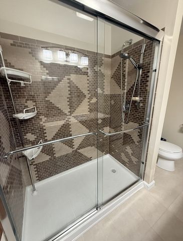 193 Bayberry Hill Ln 193, Leominster, MA 01453