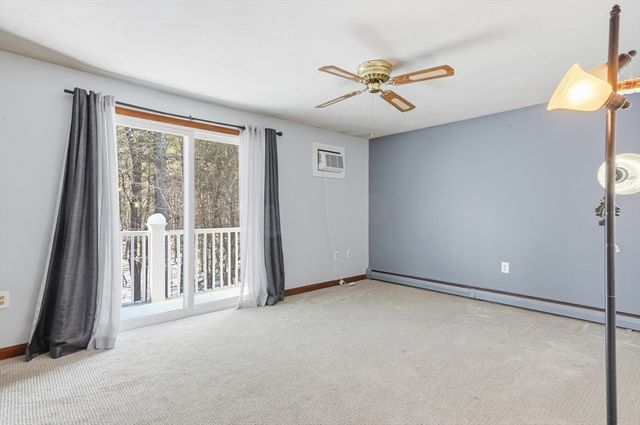 193 Bayberry Hill Ln 193, Leominster, MA 01453