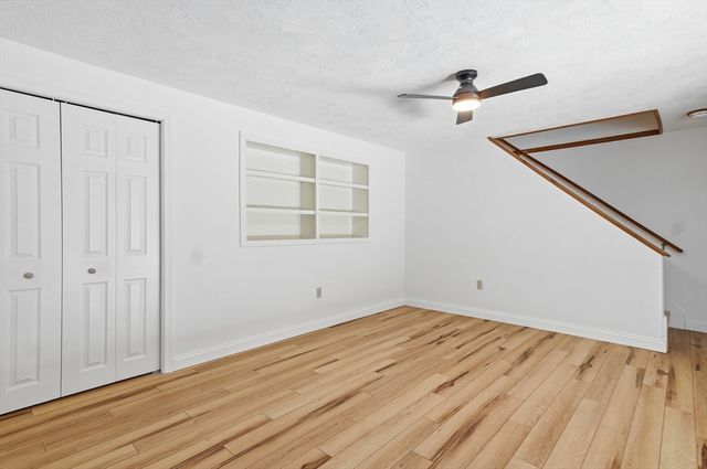 193 Bayberry Hill Ln 193, Leominster, MA 01453