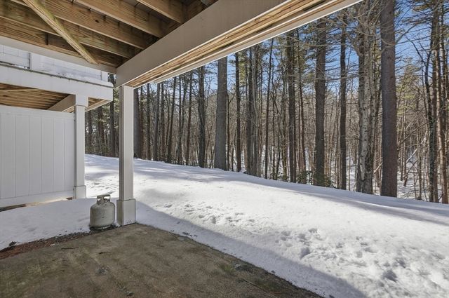 193 Bayberry Hill Ln 193, Leominster, MA 01453