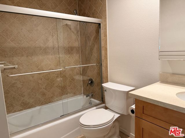 4903 Indian Wood Road 108, Culver City, CA 90230