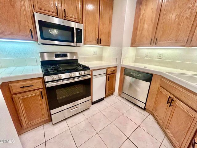 1066 Sheffield Place, Glendora, CA 91741