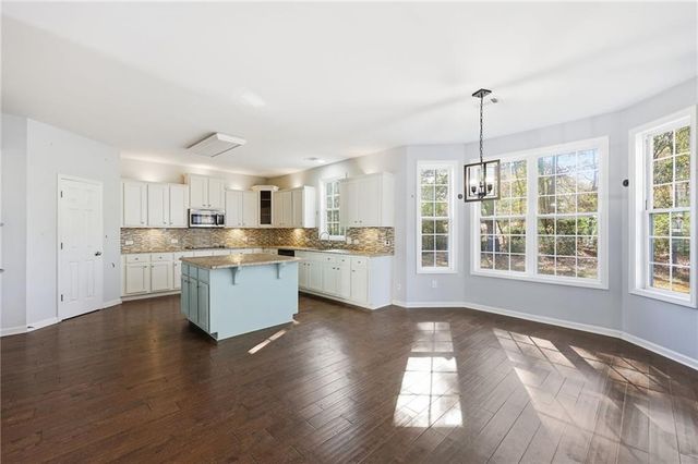 6110 Baybrook Trace, Hoschton, GA 30548