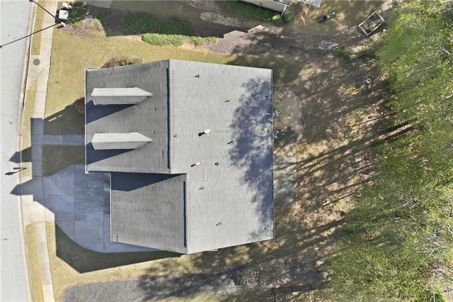 6110 Baybrook Trace, Hoschton, GA 30548