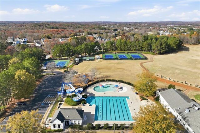 6110 Baybrook Trace, Hoschton, GA 30548