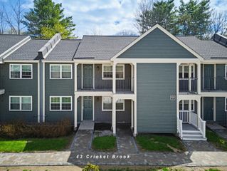 93 Henry Law Ave Unit 43, Dover, NH 03820