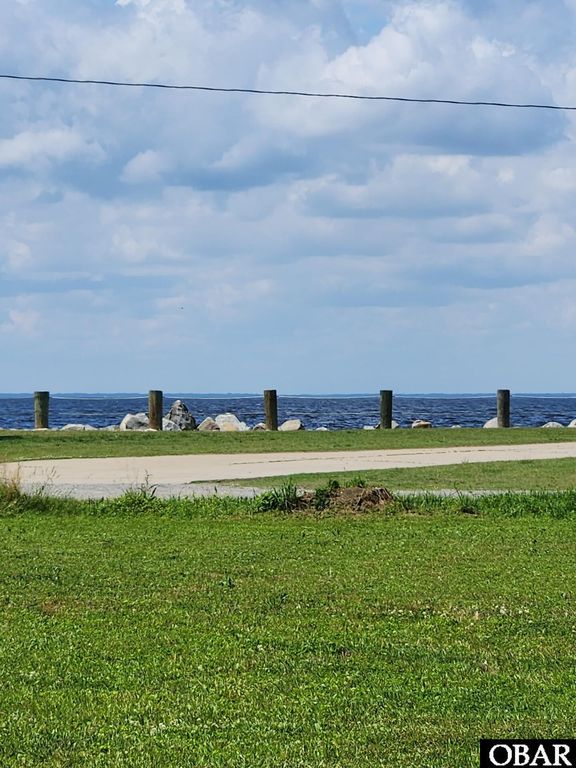 Image 1 of property listing at 618 Taylor Beach Road Lot 14, Columbia, NC 27925