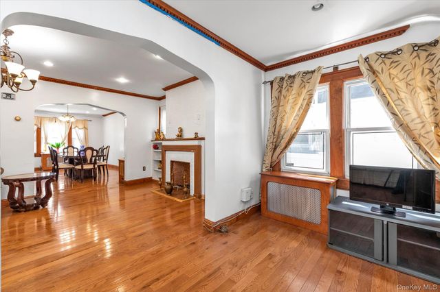 9339 Springfield Boulevard, Queens Village, NY 11428