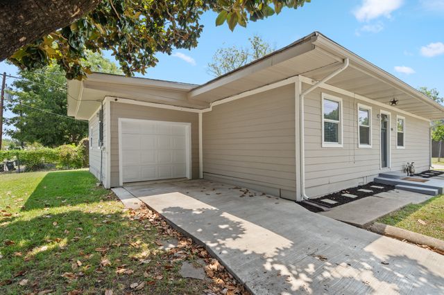 3305 King Street, Greenville, TX 75401