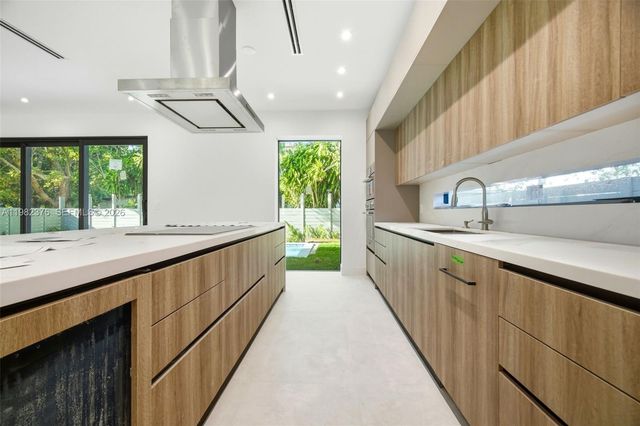 3545 Florida Avenue, Miami, FL 33133