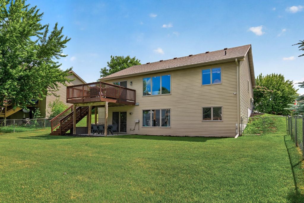 515 10th Avenue NE, Lonsdale, MN 55046 — exterior