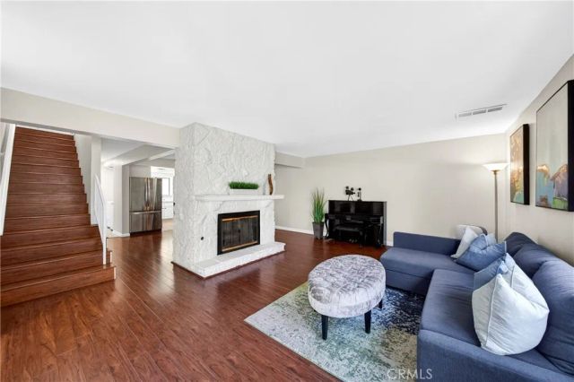 9914 Tweedy Lane C, Downey, CA 90240