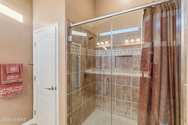 2502 E Glen Canyon Road, Green Valley, AZ 85614