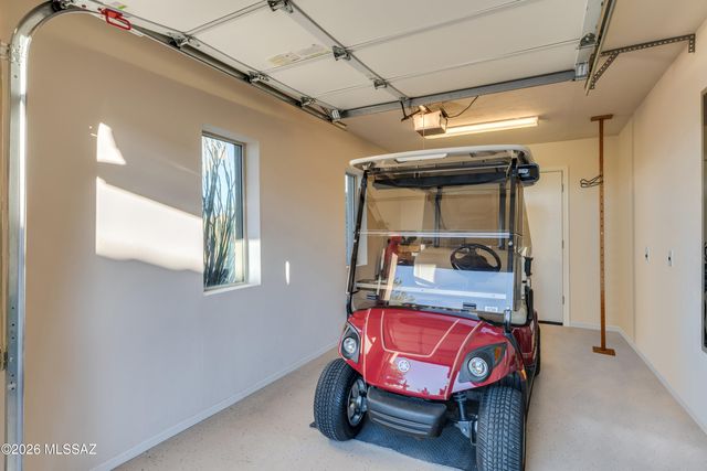 2502 E Glen Canyon Road, Green Valley, AZ 85614